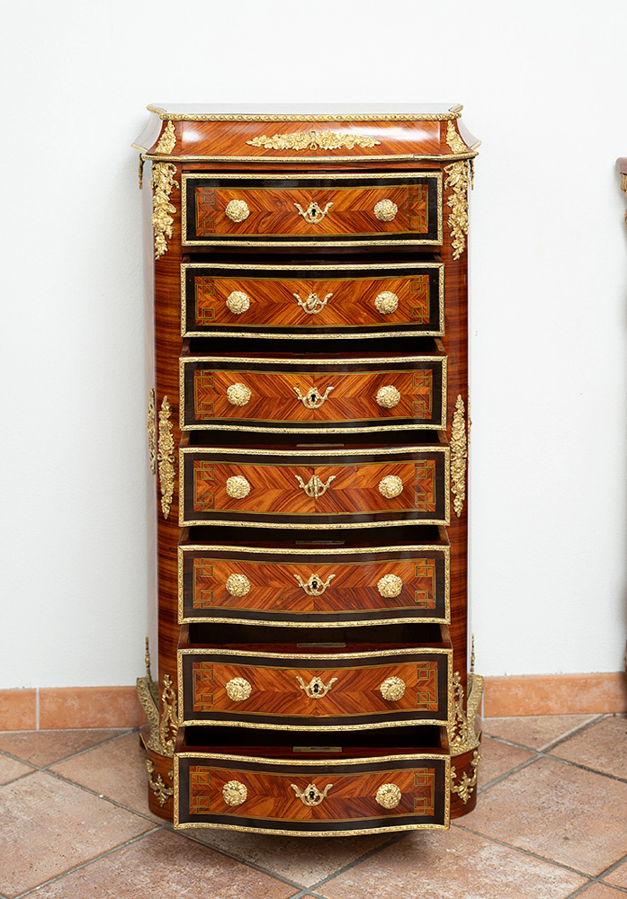 Napoleon III chest in exotic woods with bronze grafts, 19th century 5