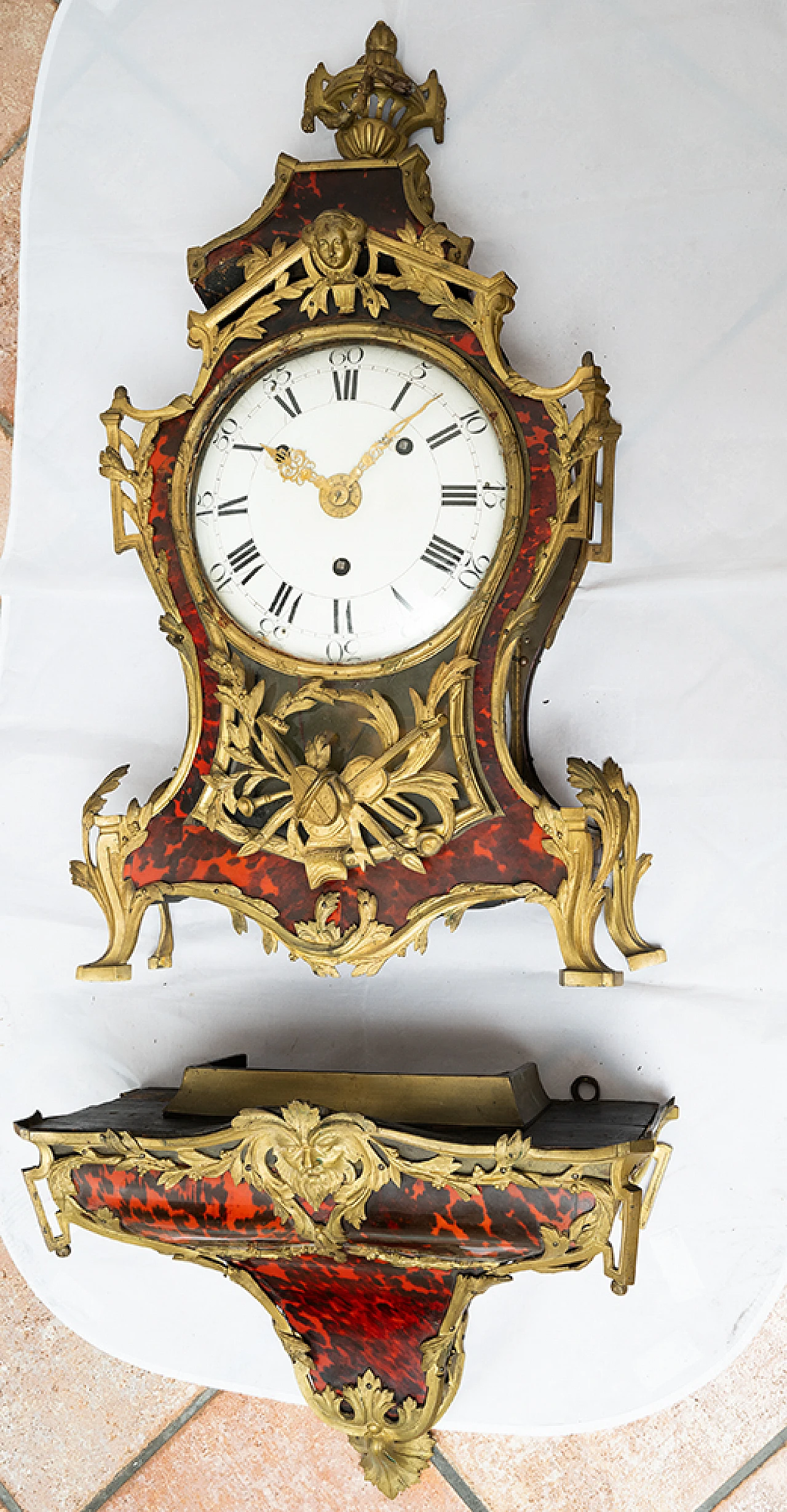 Louis XV Cartel wood and metal clock, 18th century 7