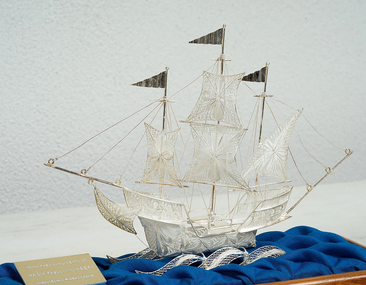 Filigreed silver sailboat, early 20th century 2