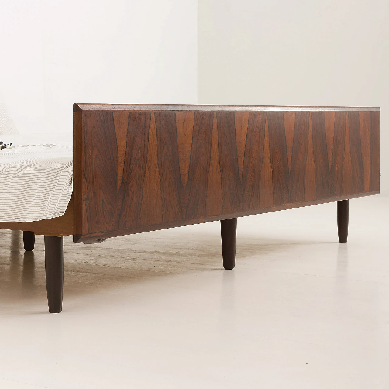 Danish queen size bed frame in rosewood, 1950s 4