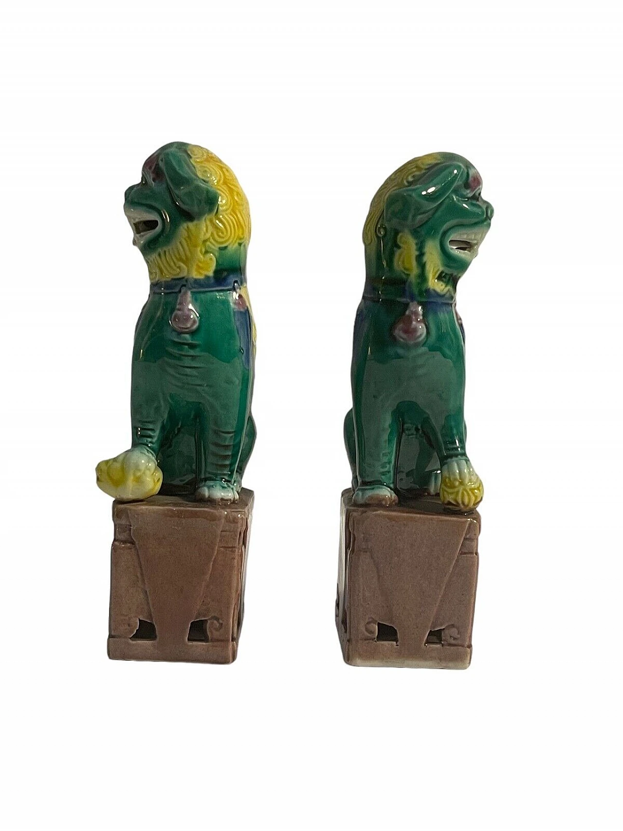 Pair of Chinese Pho dogs, polychrome ceramic figurines 2