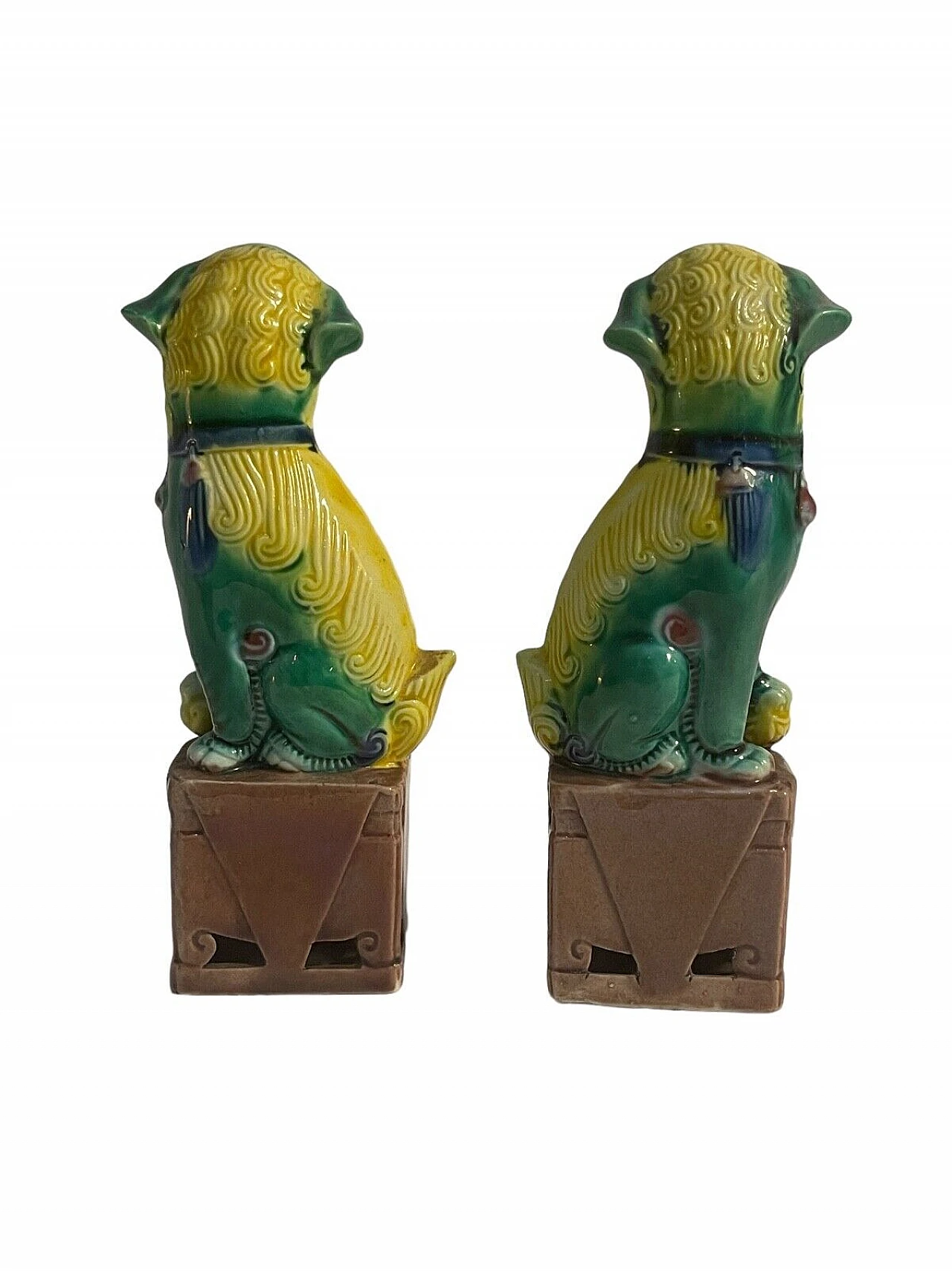 Pair of Chinese Pho dogs, polychrome ceramic figurines 3