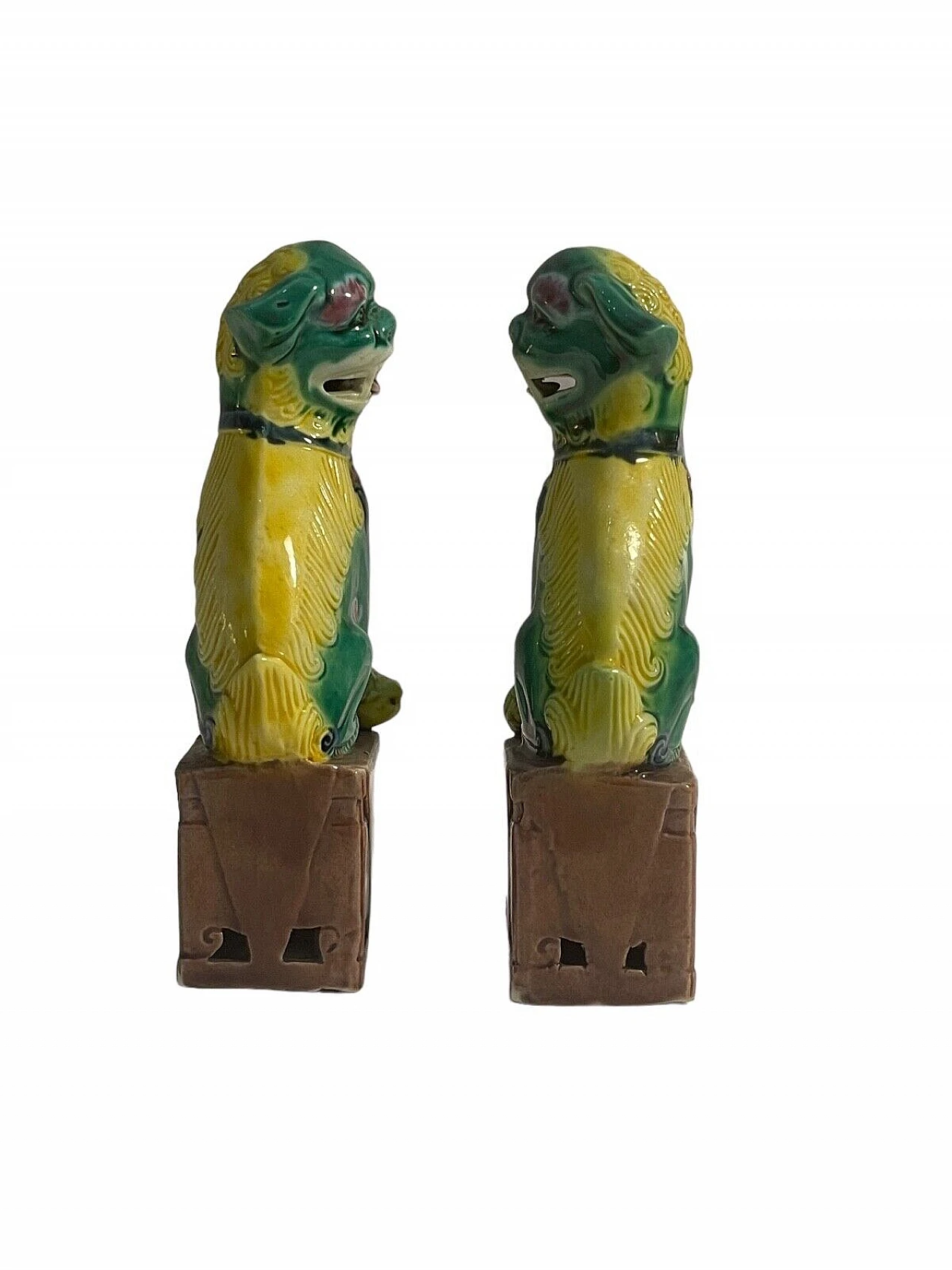 Pair of Chinese Pho dogs, polychrome ceramic figurines 4