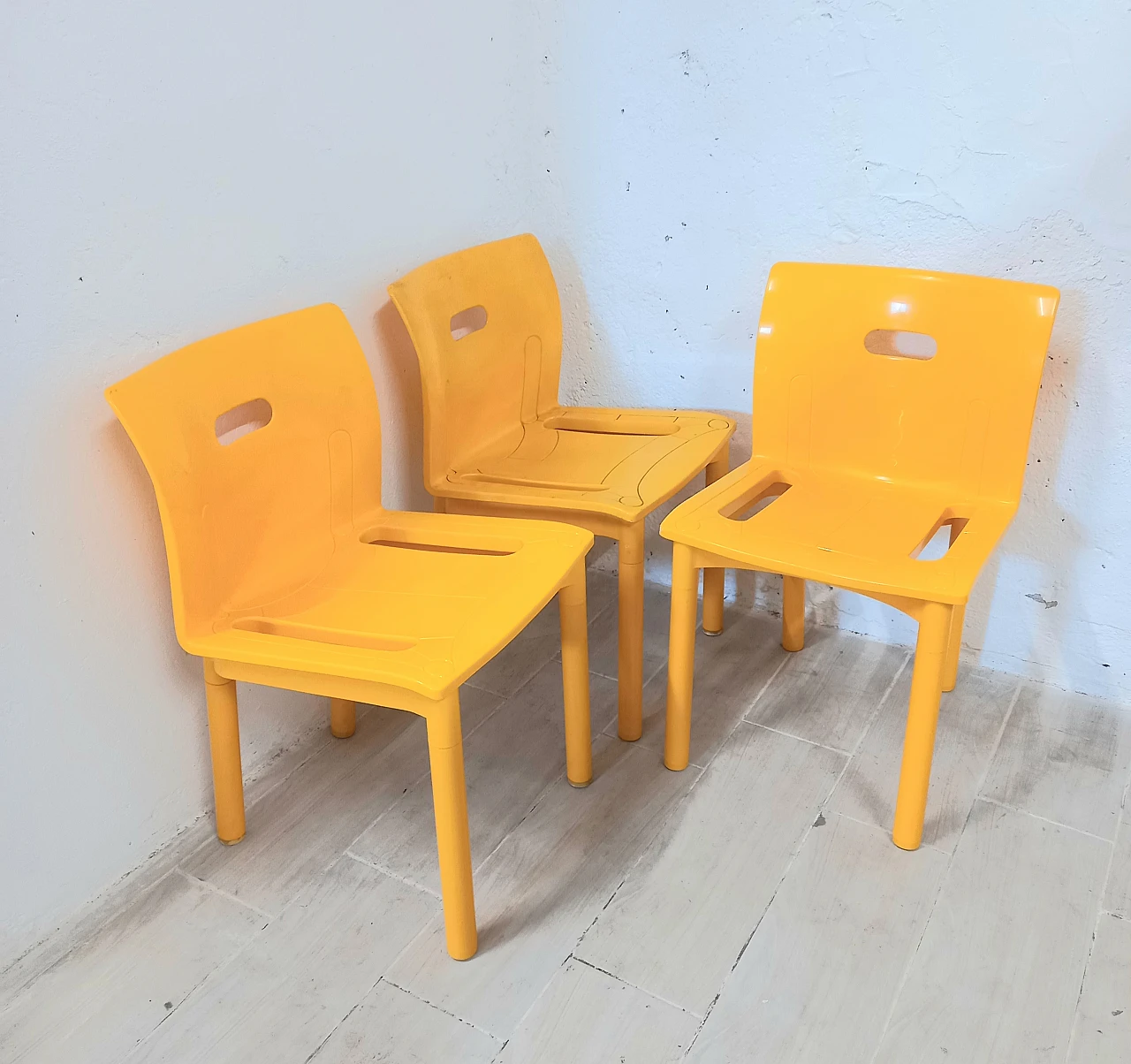 3 Chairs 4870 by Anna Castelli Ferrieri for Kartell, 1987 1