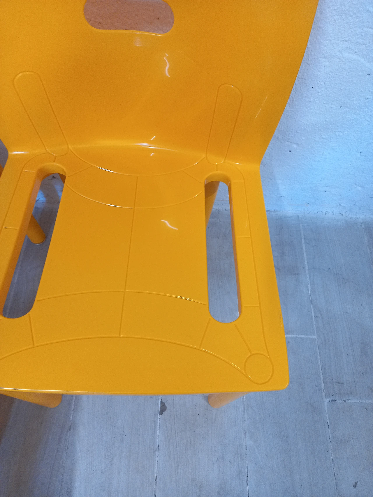 3 Chairs 4870 by Anna Castelli Ferrieri for Kartell, 1987 7