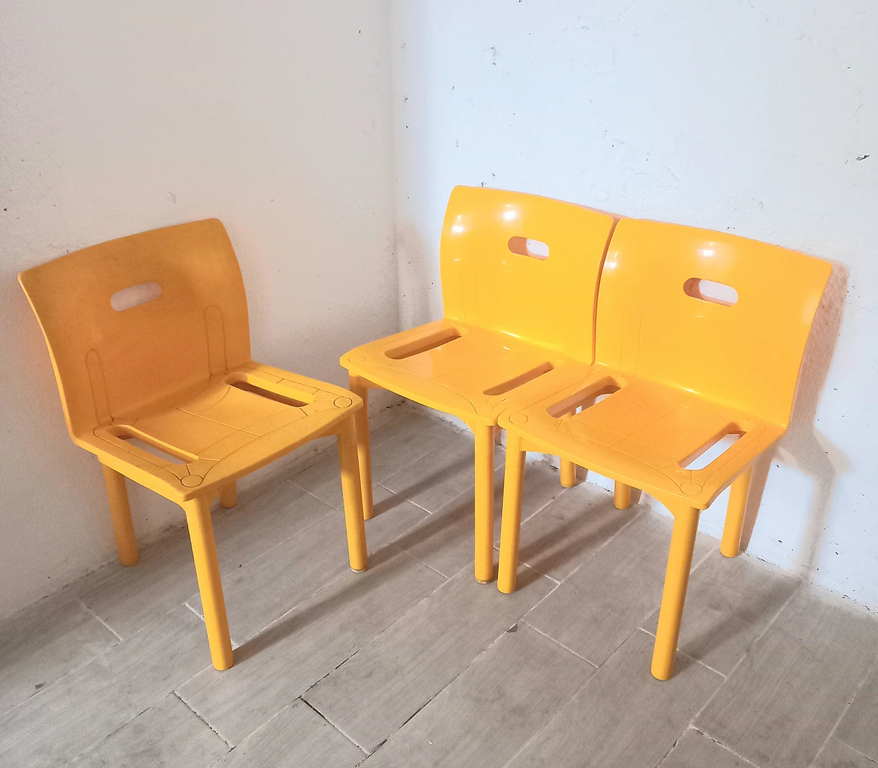 3 Chairs 4870 by Anna Castelli Ferrieri for Kartell, 1987 8