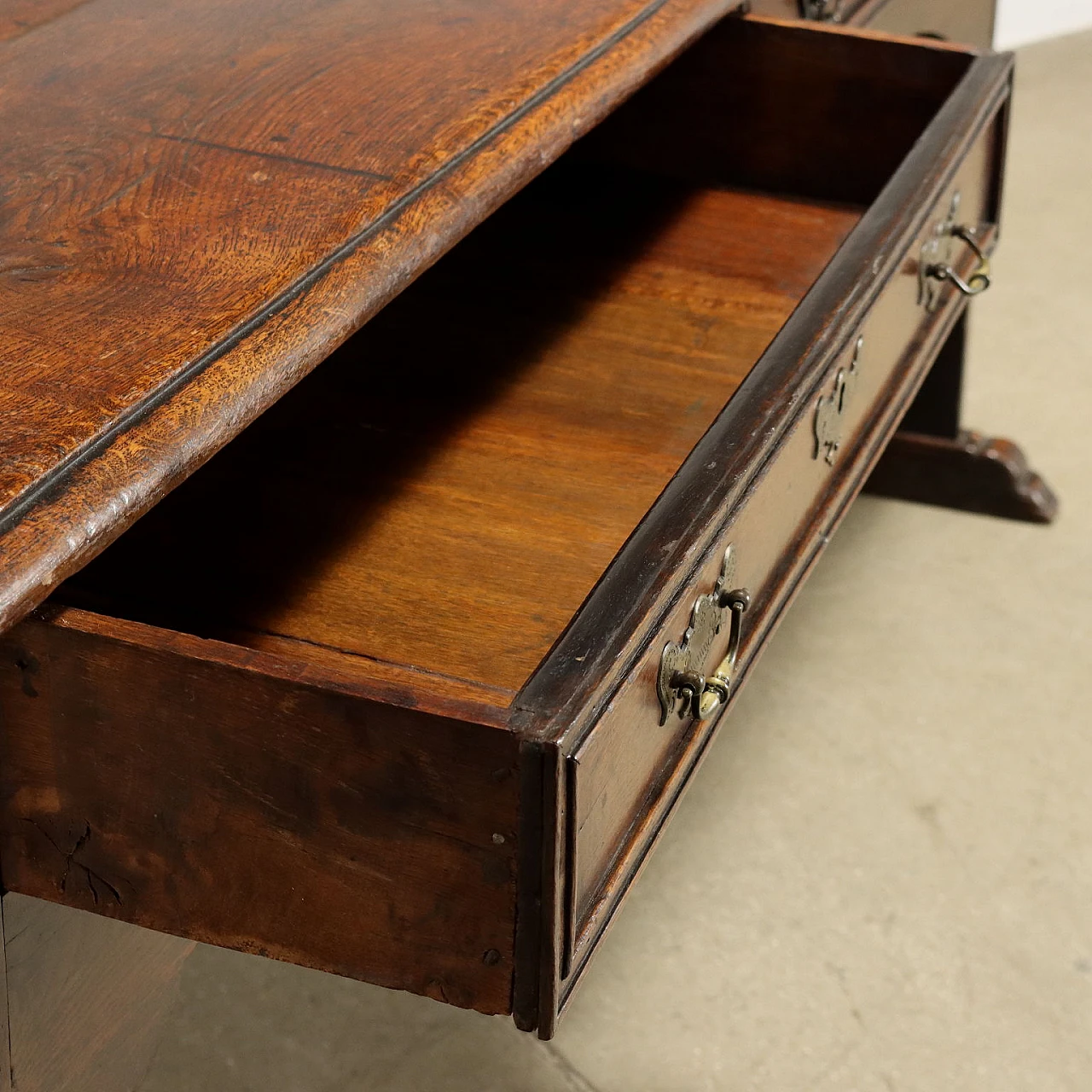 Queen Anne style walnut console table, 19th century 4