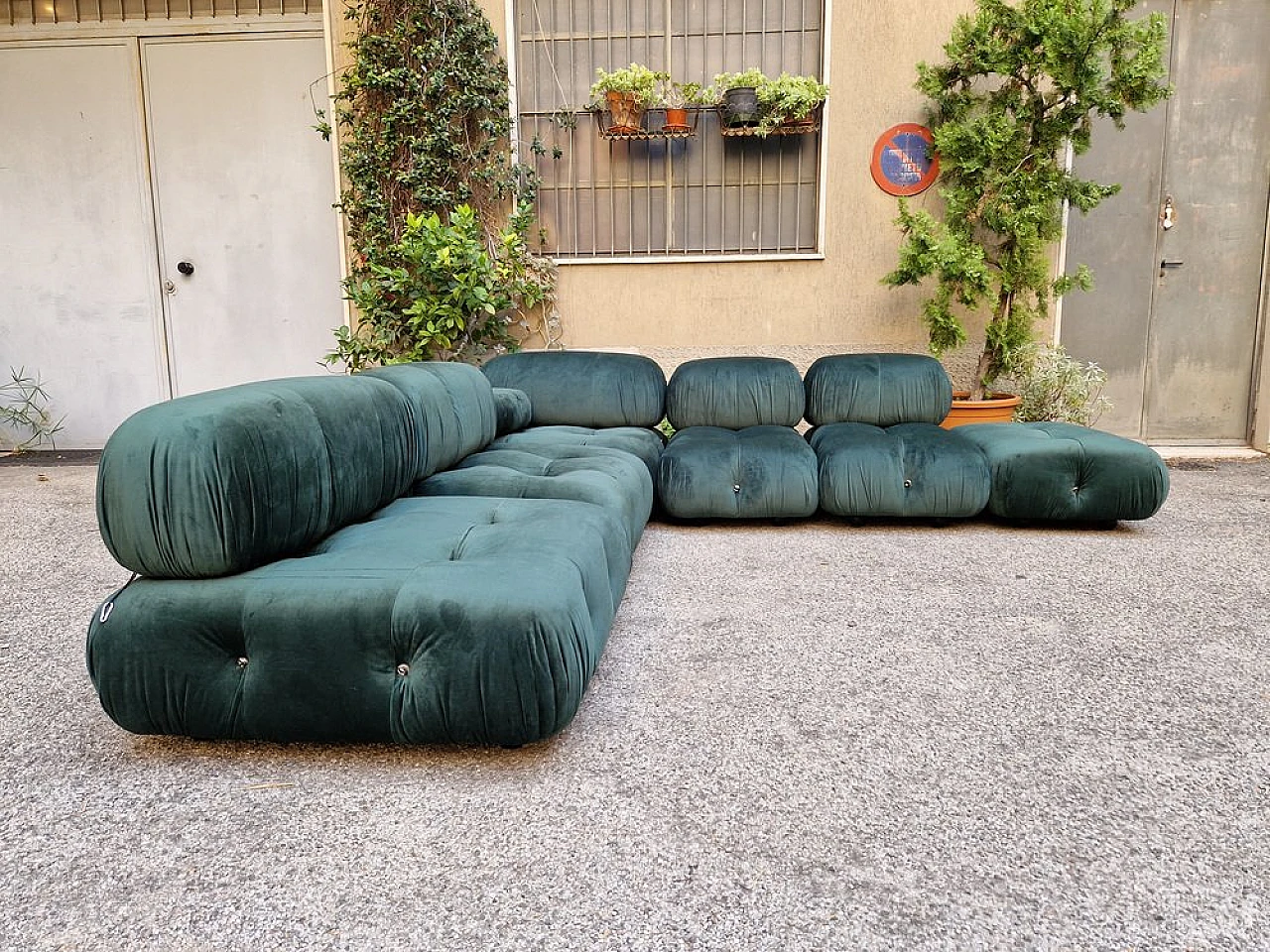 Camaleonda modular sofa by Mario Bellini for B&B Italia, 1979 10