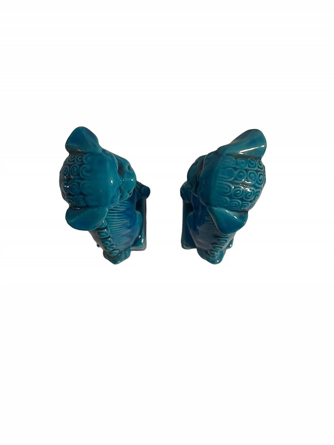 Pair of Chinese Pho dogs in blue ceramic 5