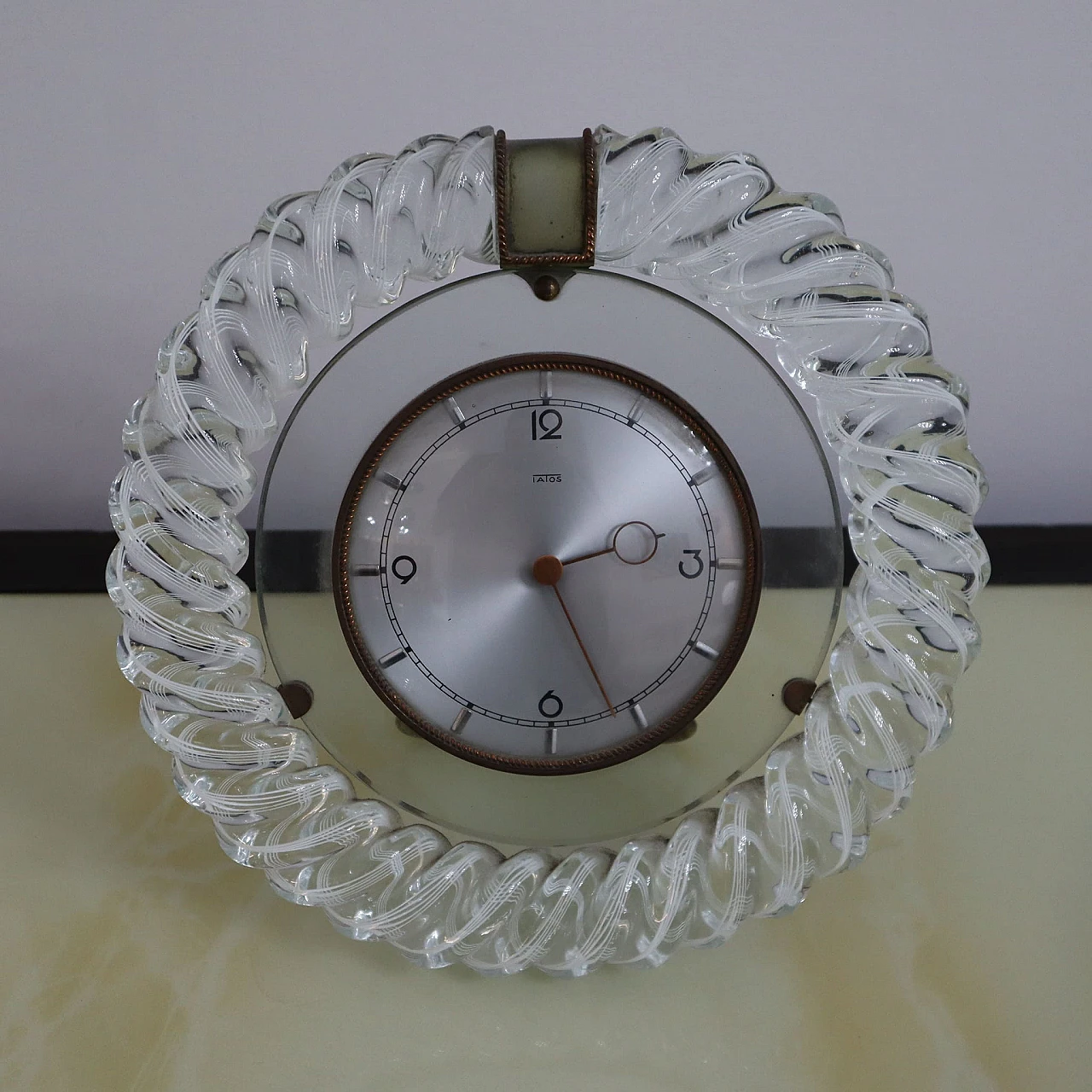 Round Murano glass clock with brass inserts, 1940s 3