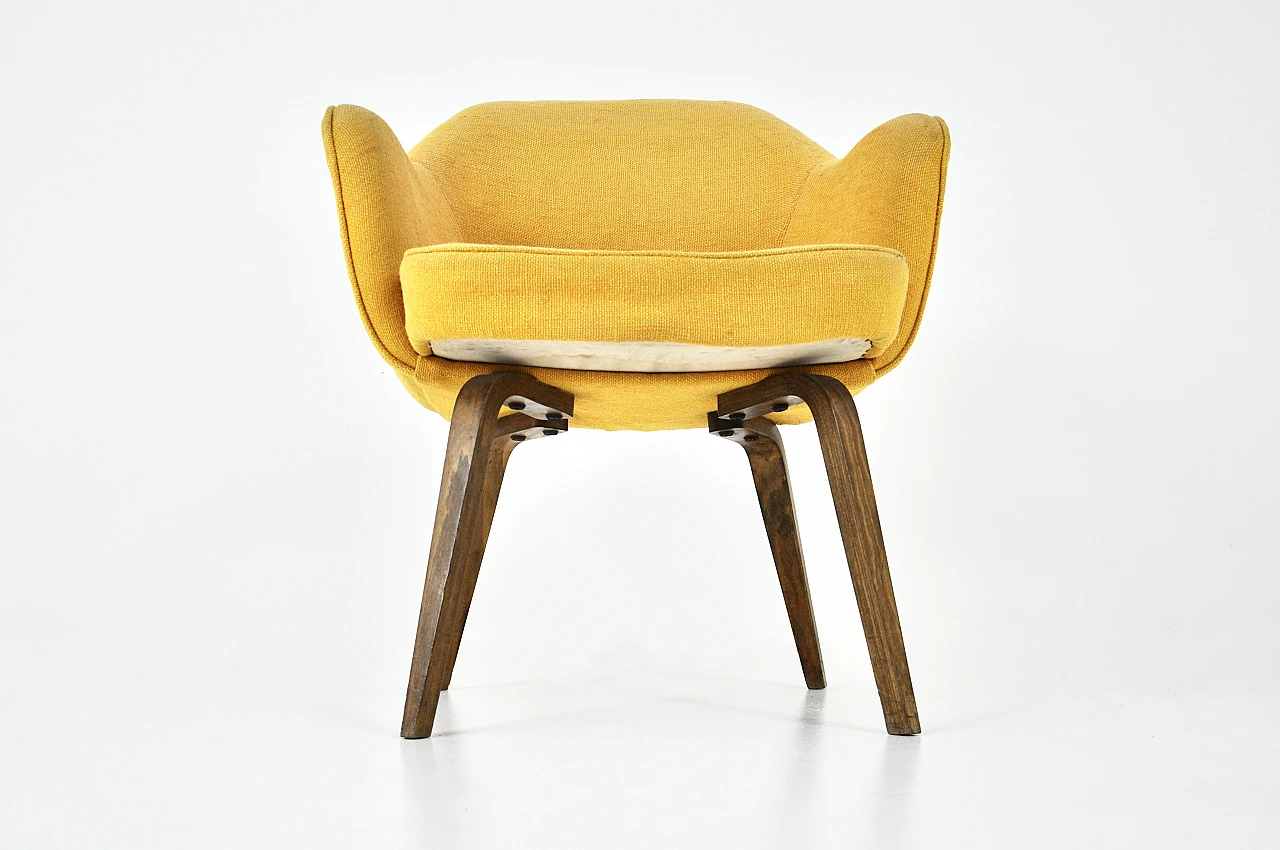 Poltrona gialla di Eero Saarinen per Knoll International, anni '60 8