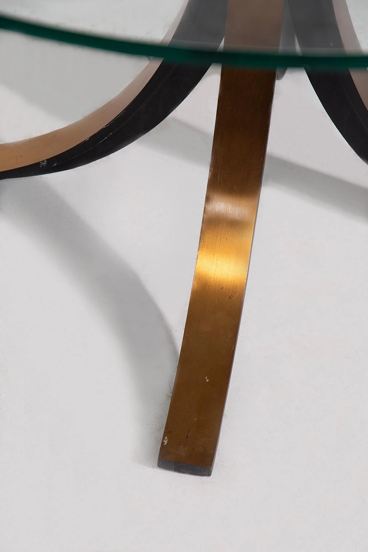 T69 table in brass & glass by O. Borsani & E. Gerli for Tecno, 1960s 4