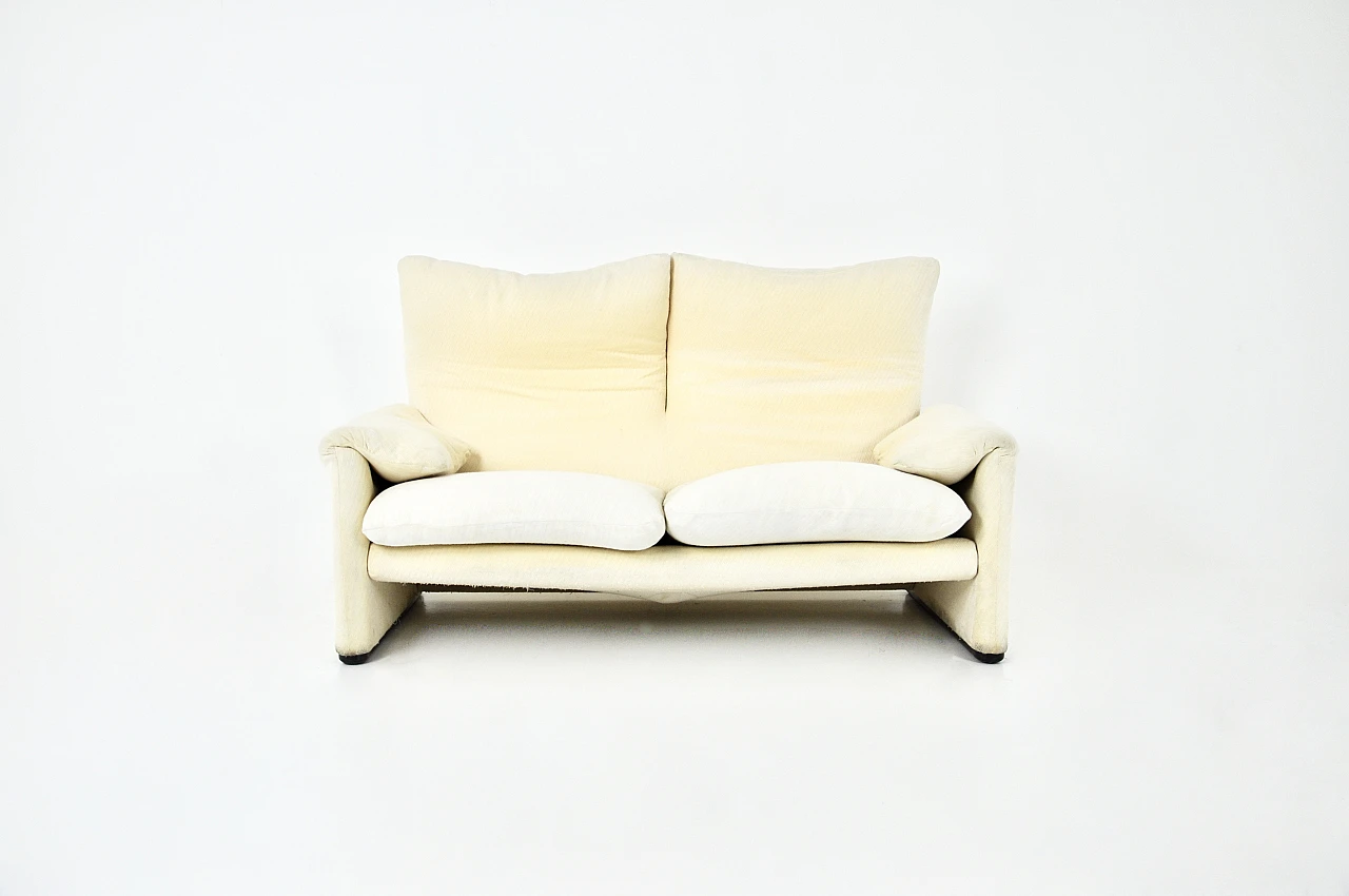 Maralunga sofa in white fabric by Vico Magistretti for Cassina, 1970s 8