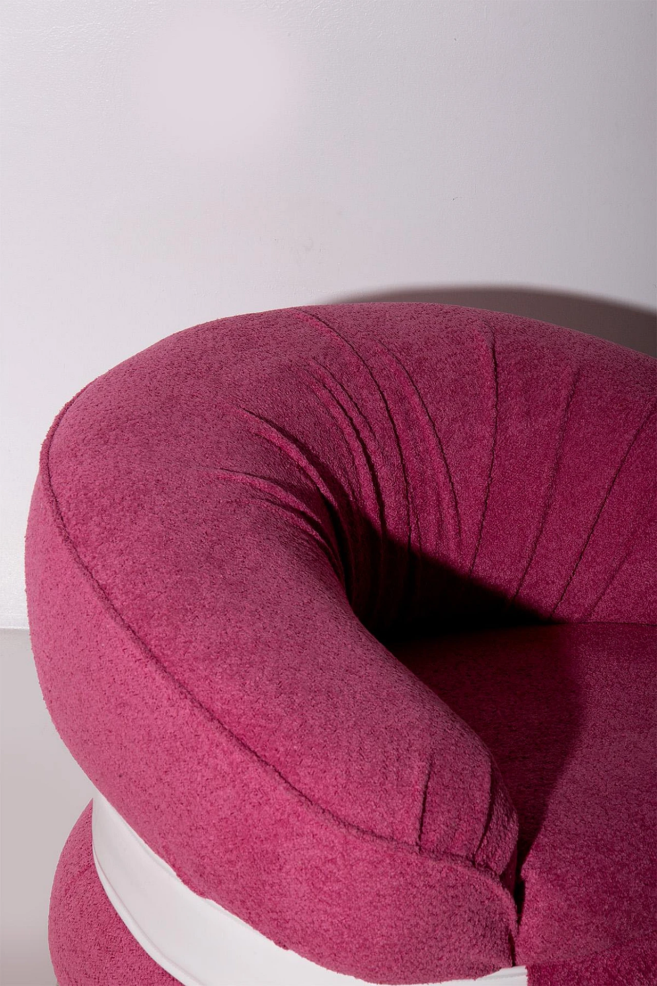 Pair of armchairs Premiere in pink bouclé by A. Piazzanesi, 1970s 4