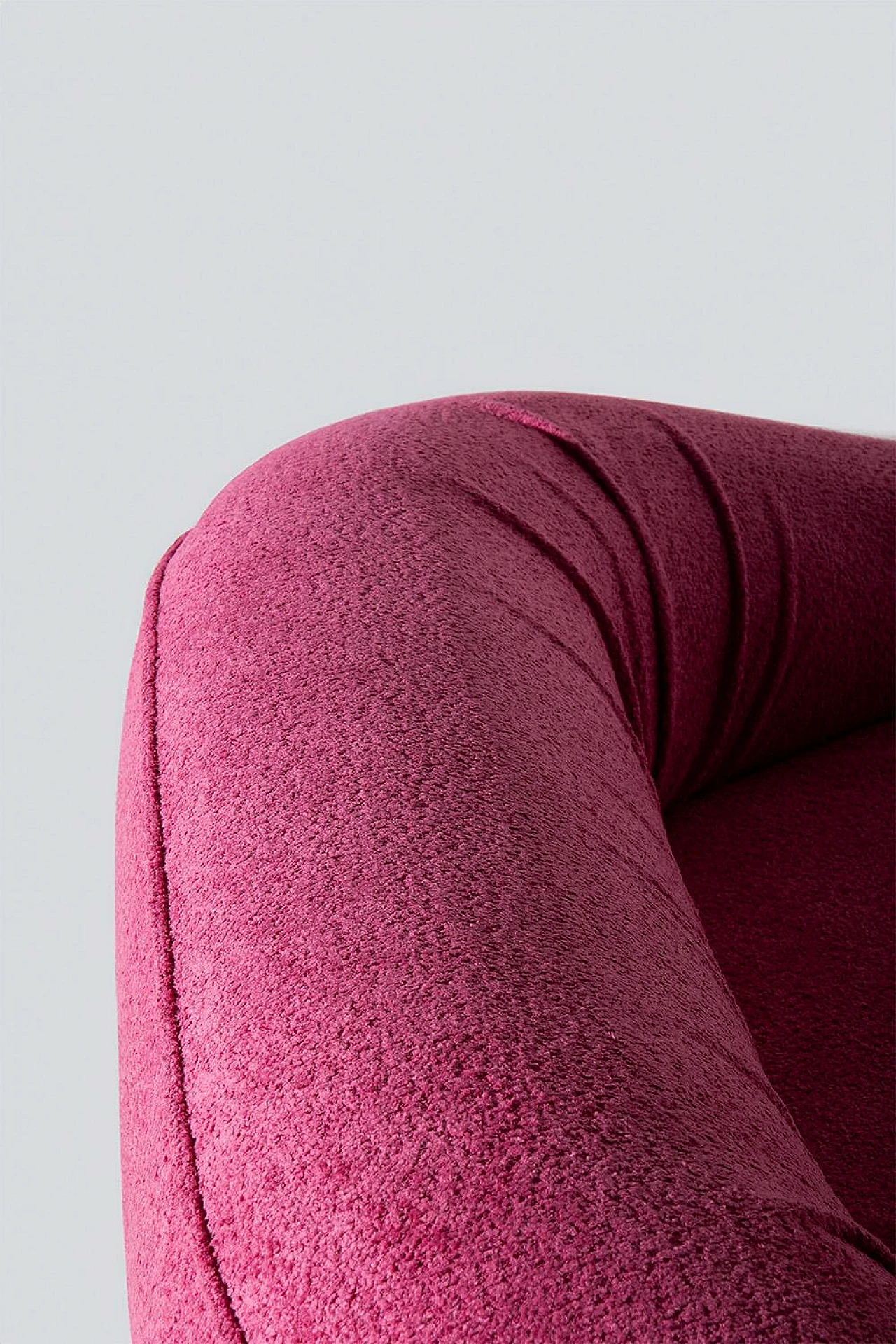 Two-seater sofa in pink bouclé by Adriano Piazzesi for Tre D, 1970s 5