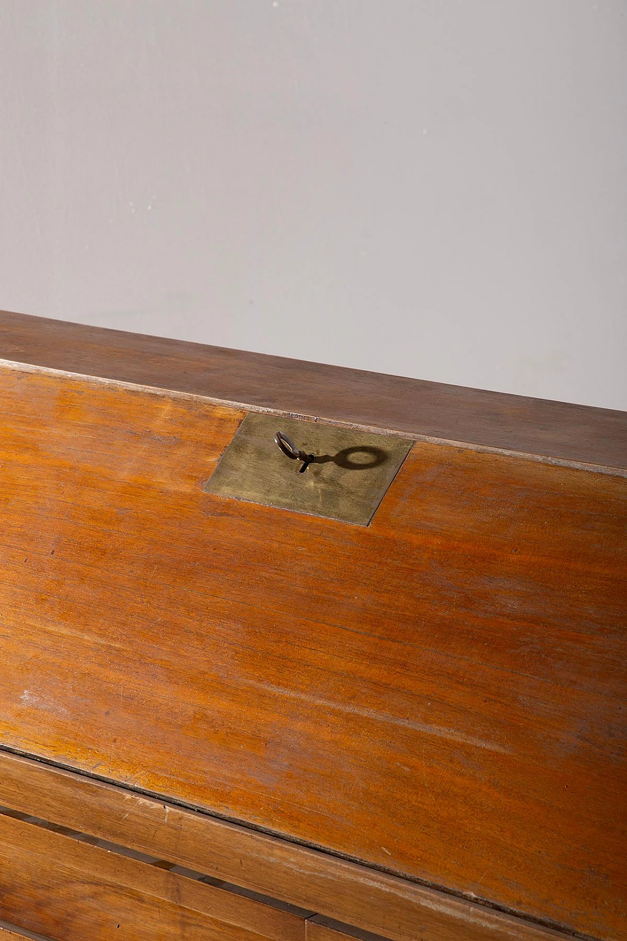 Wooden & brass secrétaire with six drawers, 1950s 8