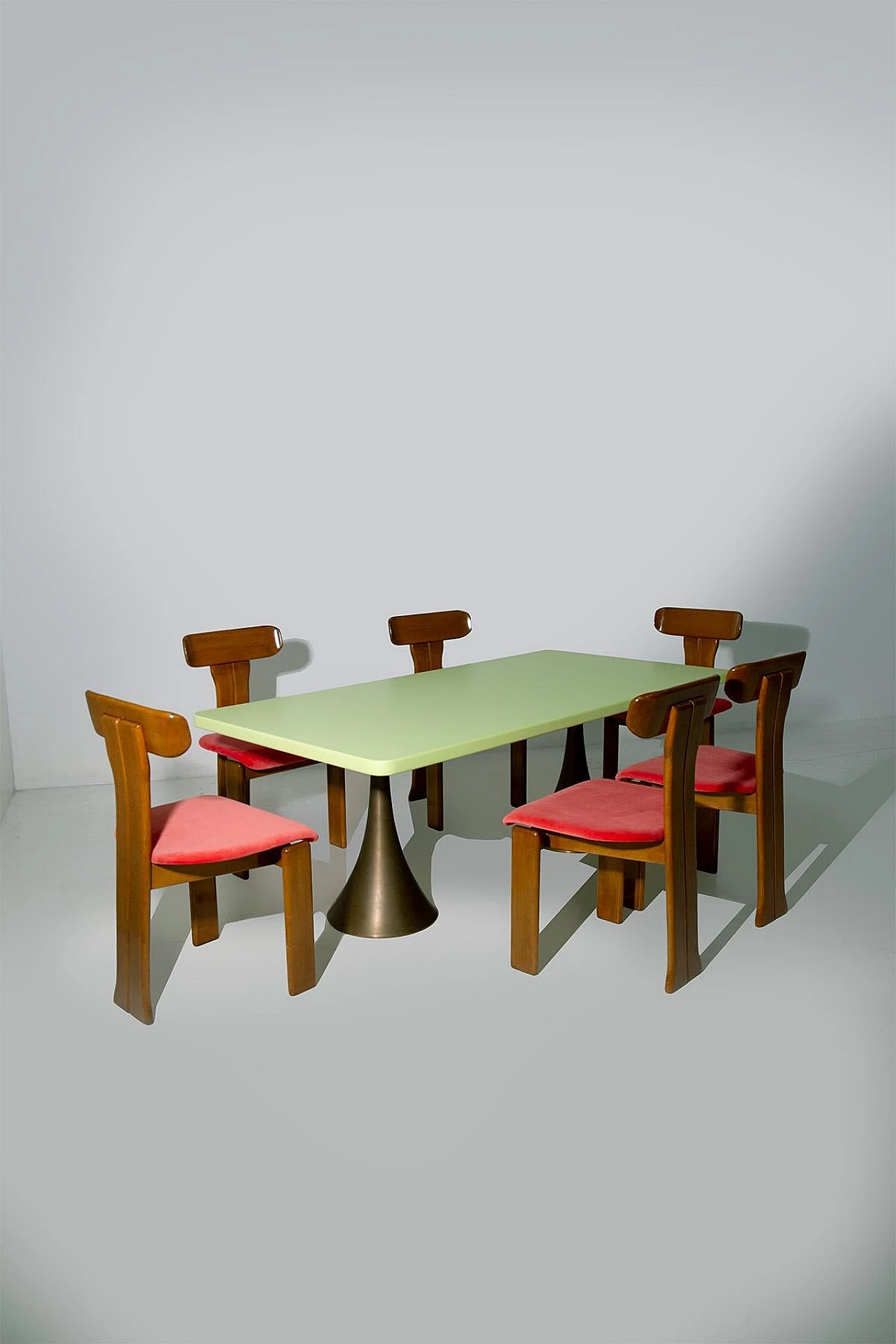 Dining table in green wood with bronze legs by O. Borsani, 1970s 5