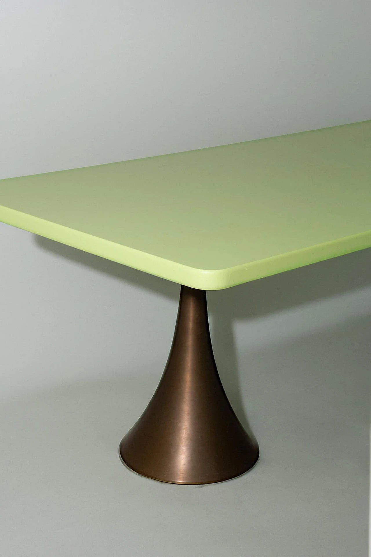 Dining table in green wood with bronze legs by O. Borsani, 1970s 7