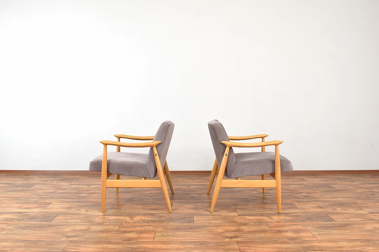 Pair of armchairs by Kędziorek for Gościcińskie Fabryki Mebli, 1960s 3