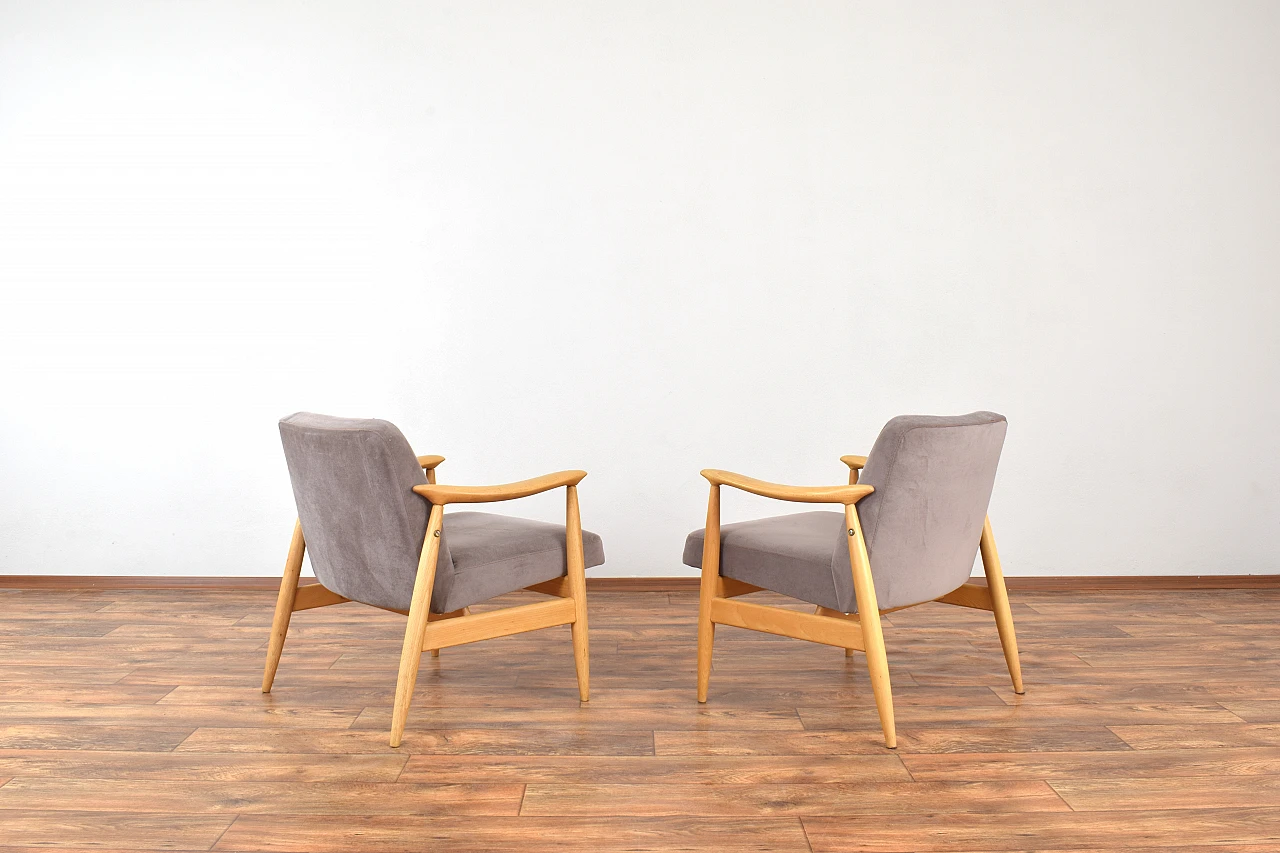 Pair of armchairs by Kędziorek for Gościcińskie Fabryki Mebli, 1960s 4