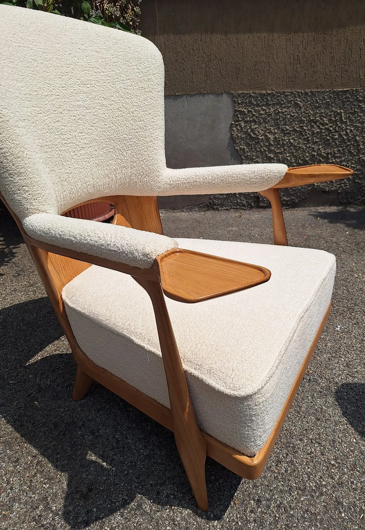 Pair of light wood and bouclé armchairs by Enrico Ciuti, 1950s 3