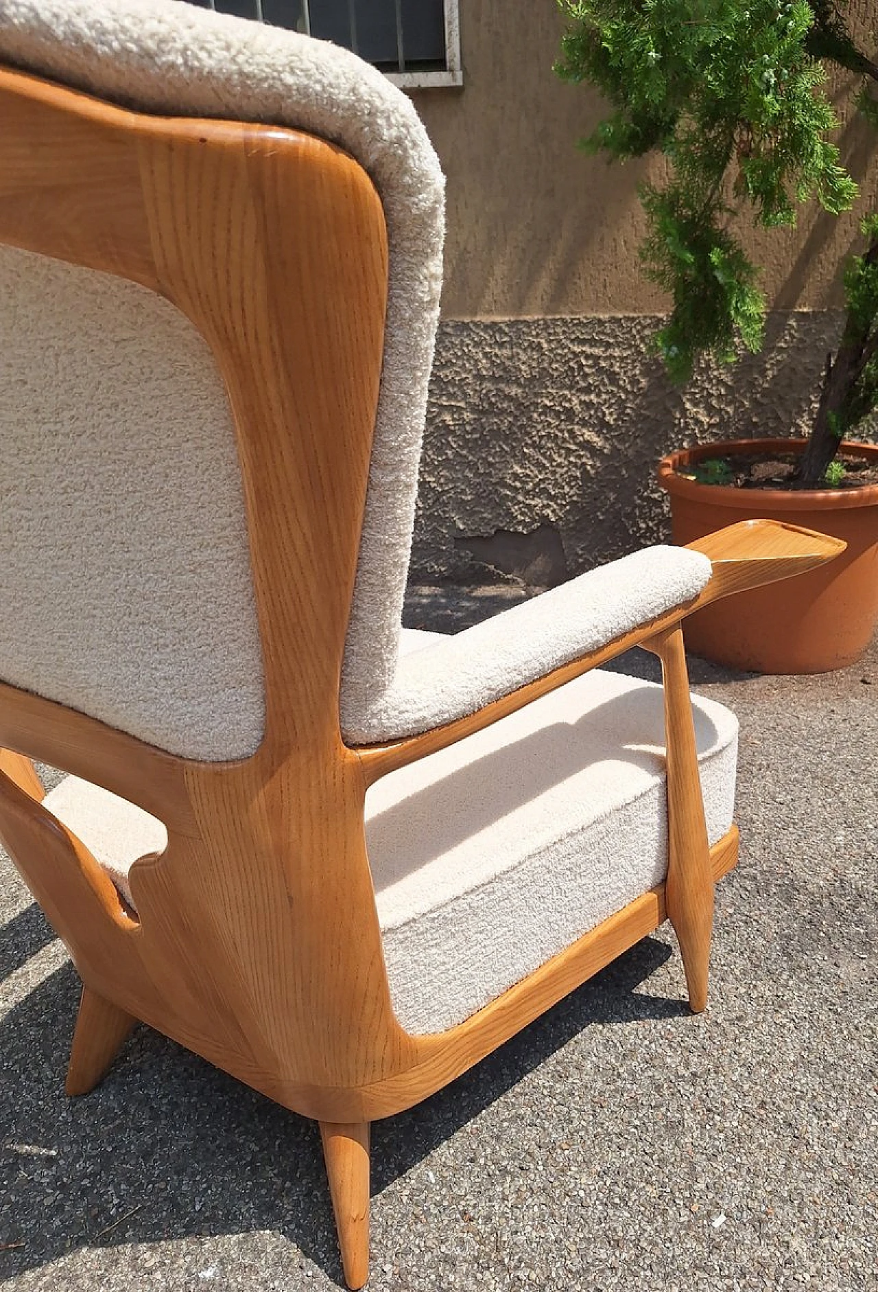 Pair of light wood and bouclé armchairs by Enrico Ciuti, 1950s 5