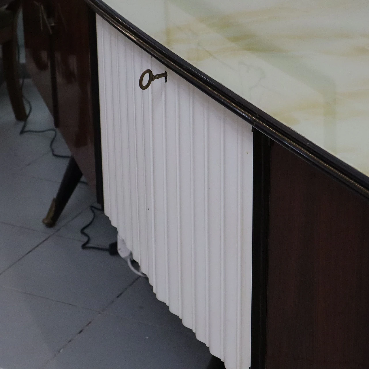 Sideboard in rosewood with brass handles by Mobili Cantù, 1950s 3