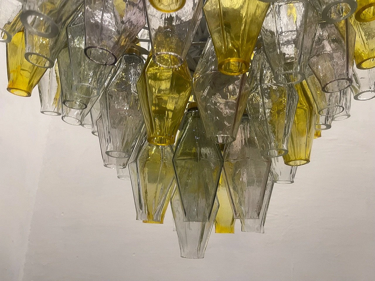 Polygon chandelier in white and gold Murano glass, 1980s 8