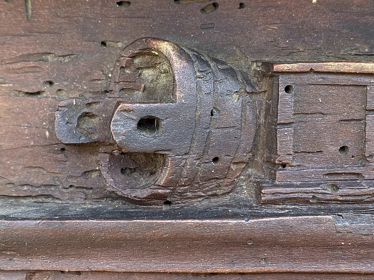 Wooden bas-relief sculpture, early 19th century 10