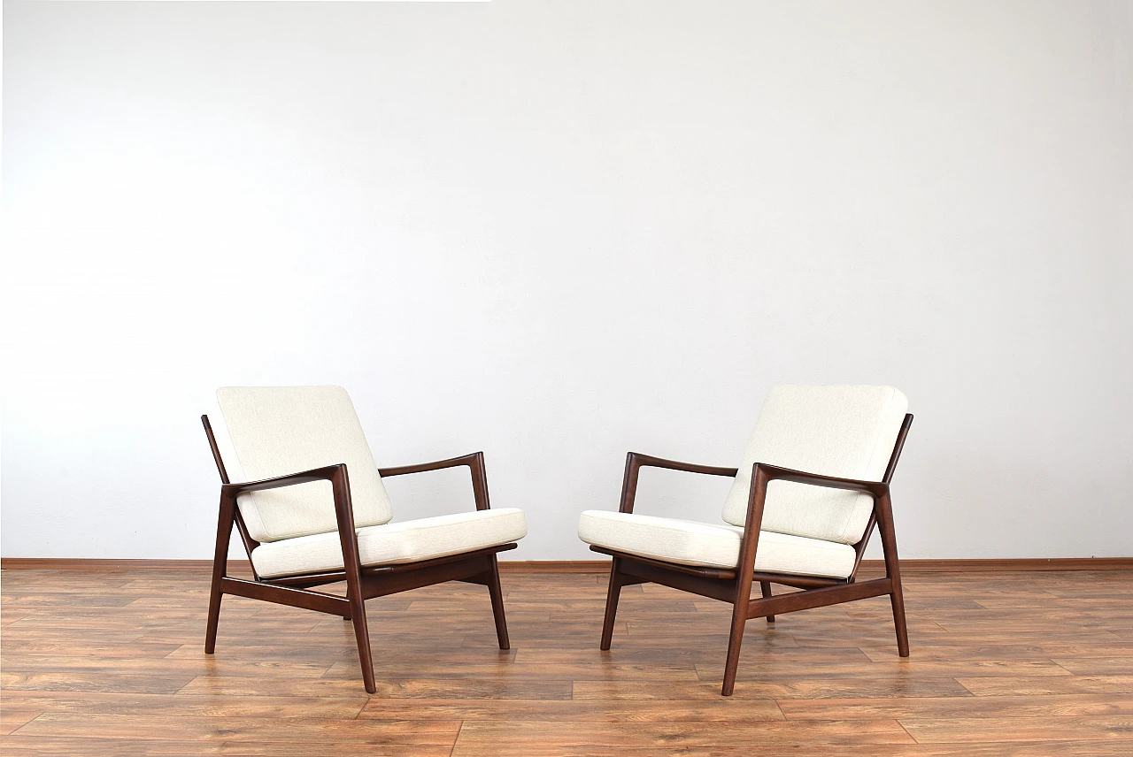 Pair of Stefan armchairs by Swarzędzka Fabryka Mebli, 1960s 1