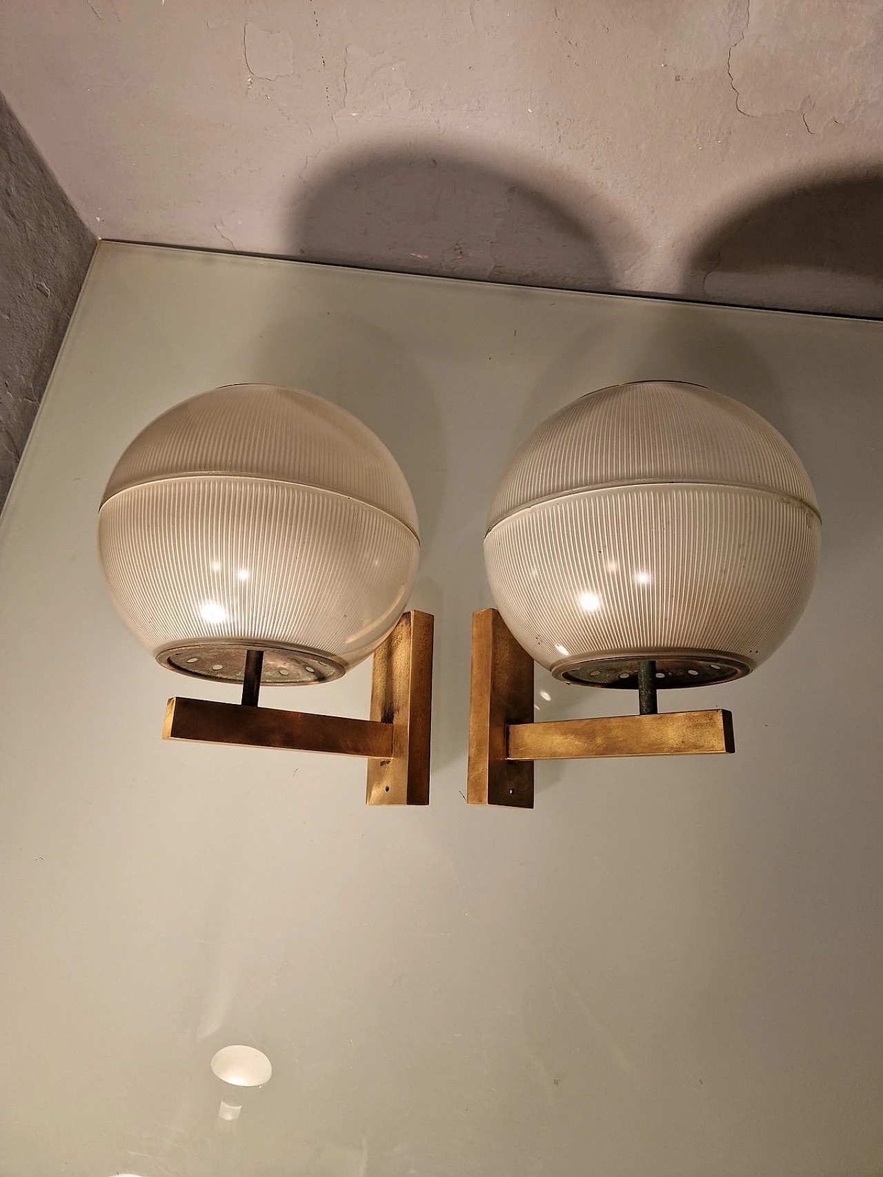 Pair of wall lamps by Ignazio Gardella, 1960s 1