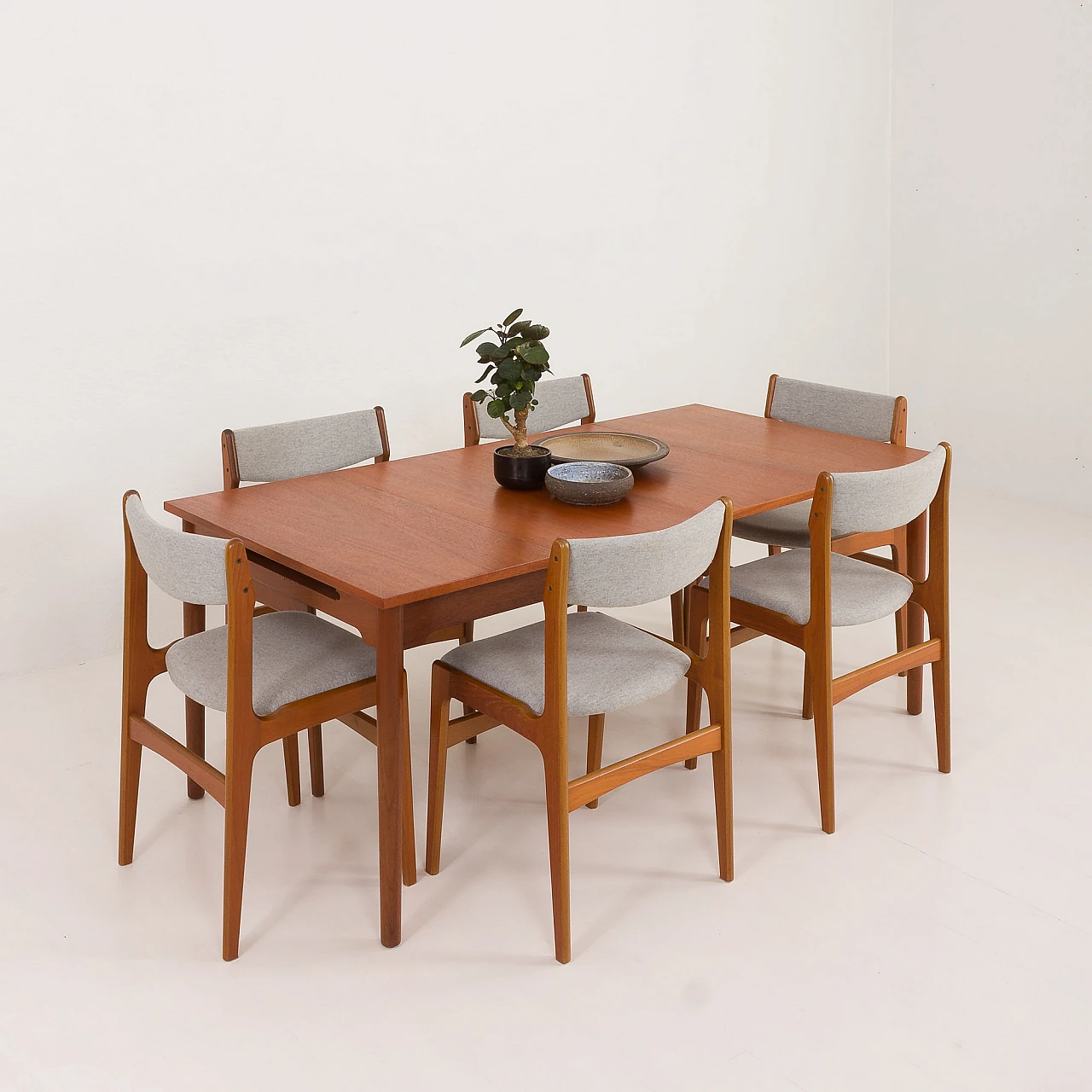 Square extendable teak table by H. J. Wegner for PP Mobler, 1960s 2