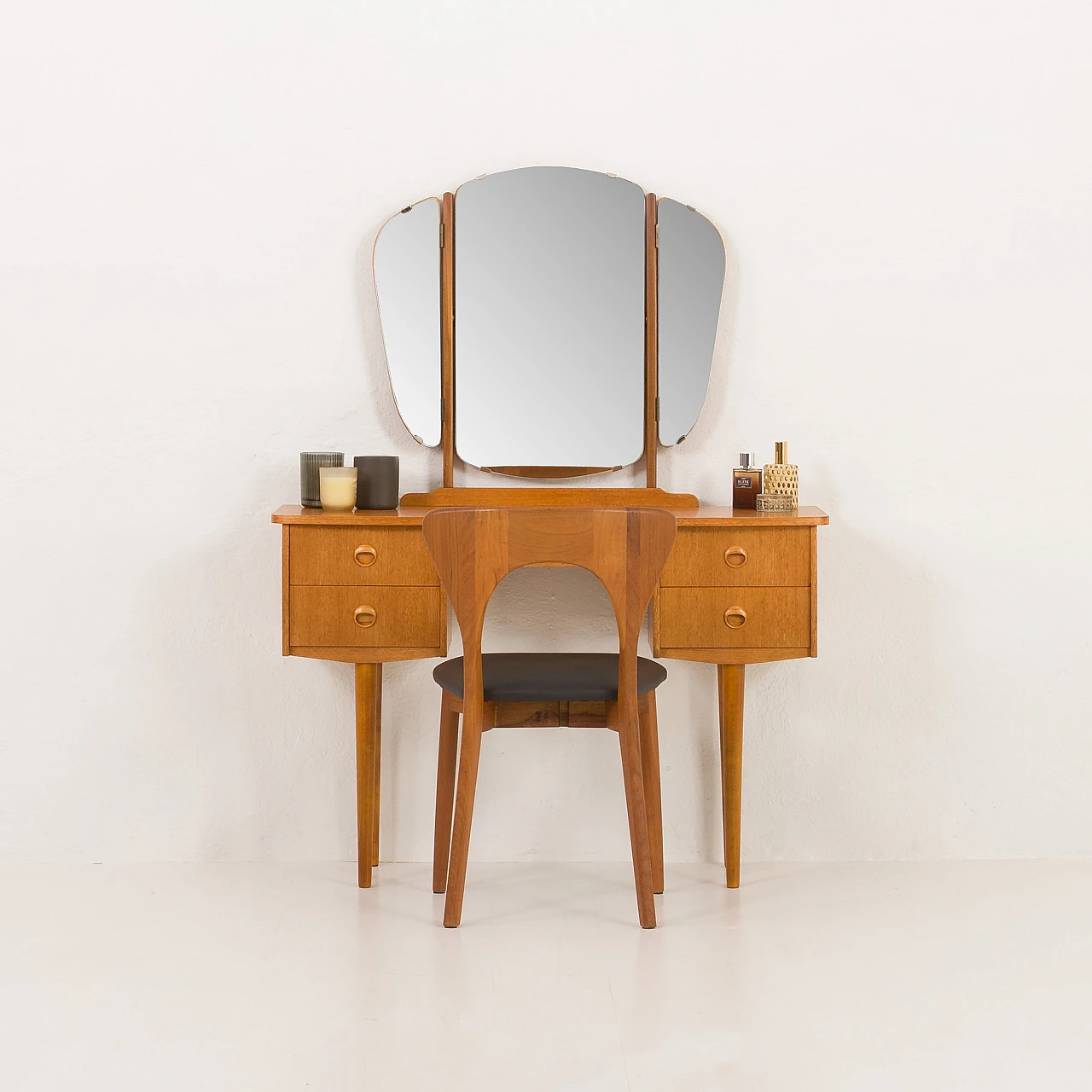 Scandinavian dressing table in teak with adjustable mirrors, 1970s 1