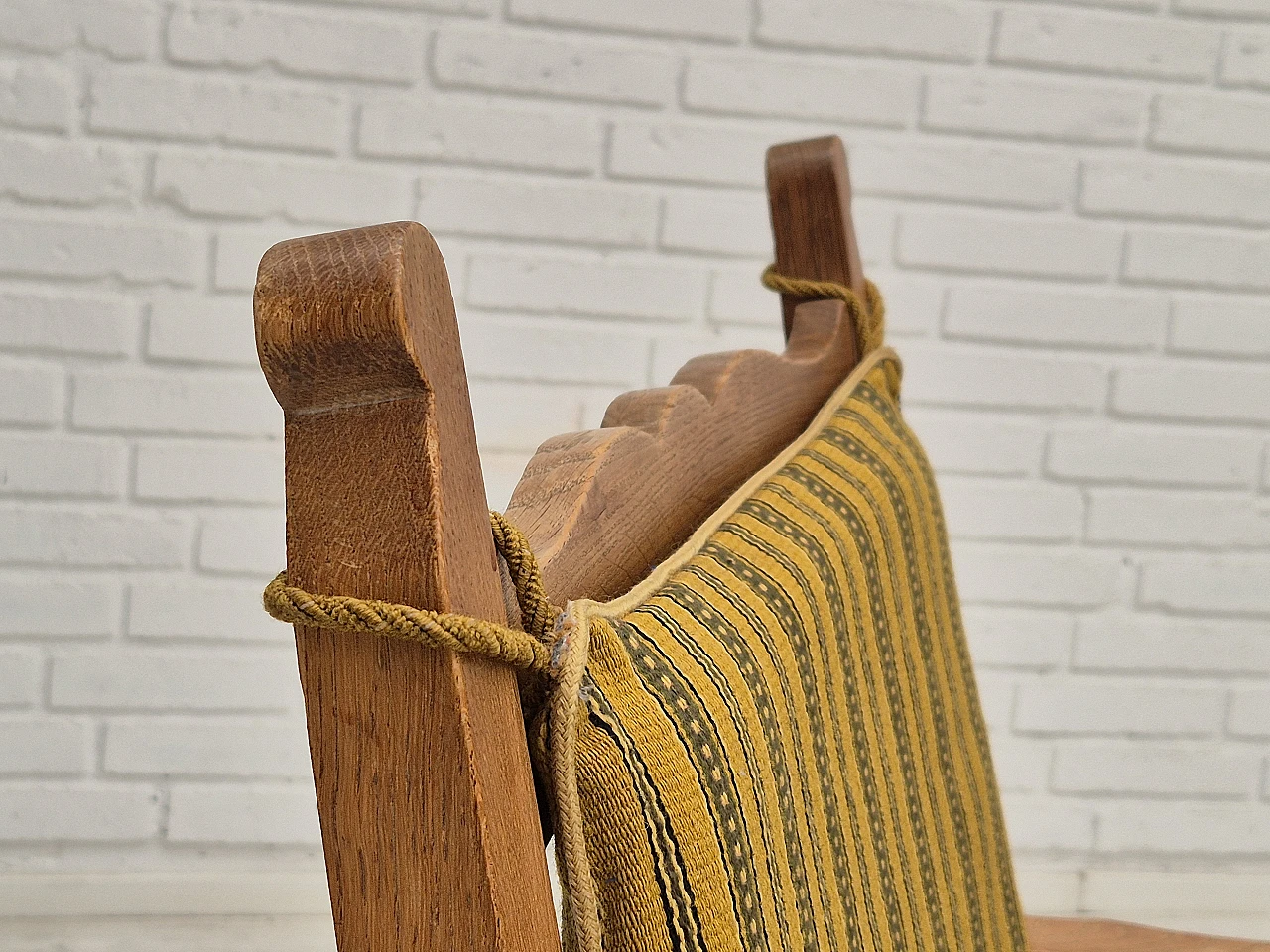 Danish armchair in green wool and solid oak, 1960s 12