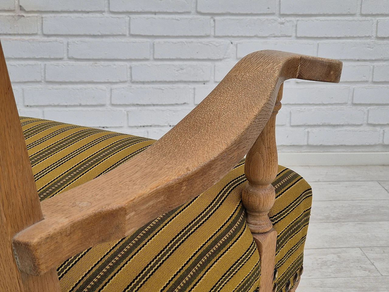 Danish armchair in green wool and solid oak, 1960s 13