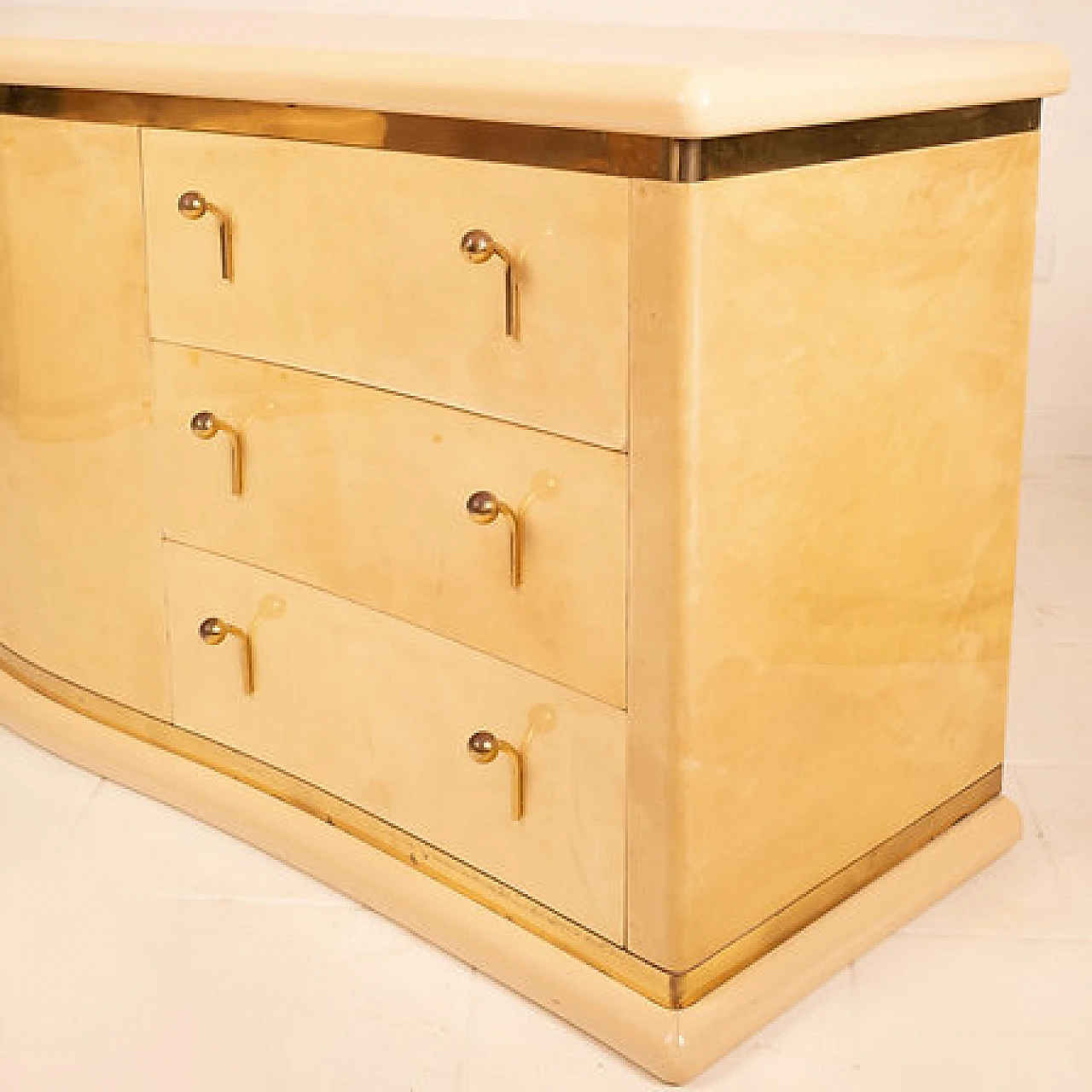 Parchment Nettuno sideboard with drawers by L. Frigerio, 1970s 10