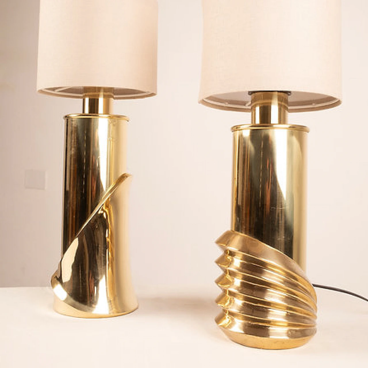 Pair of Belle Epoque brass table lamp by Ferrero for Lipparini, 1980s 2