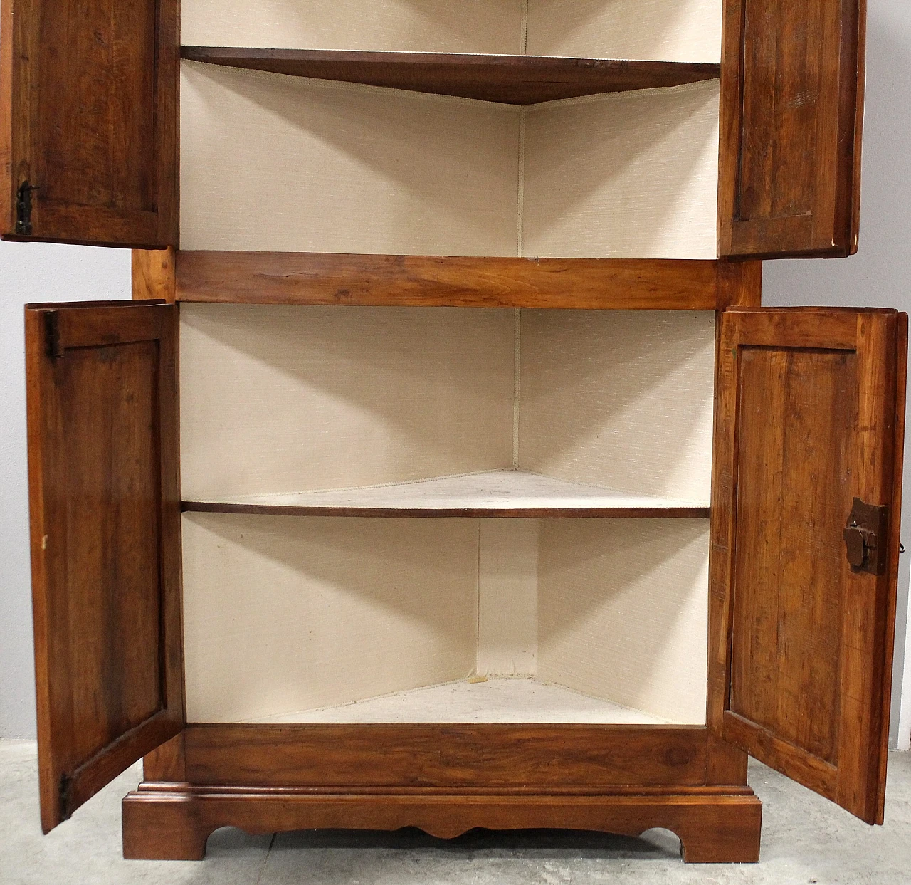 Corner wardrobe in solid cherry wood, 19th century 4