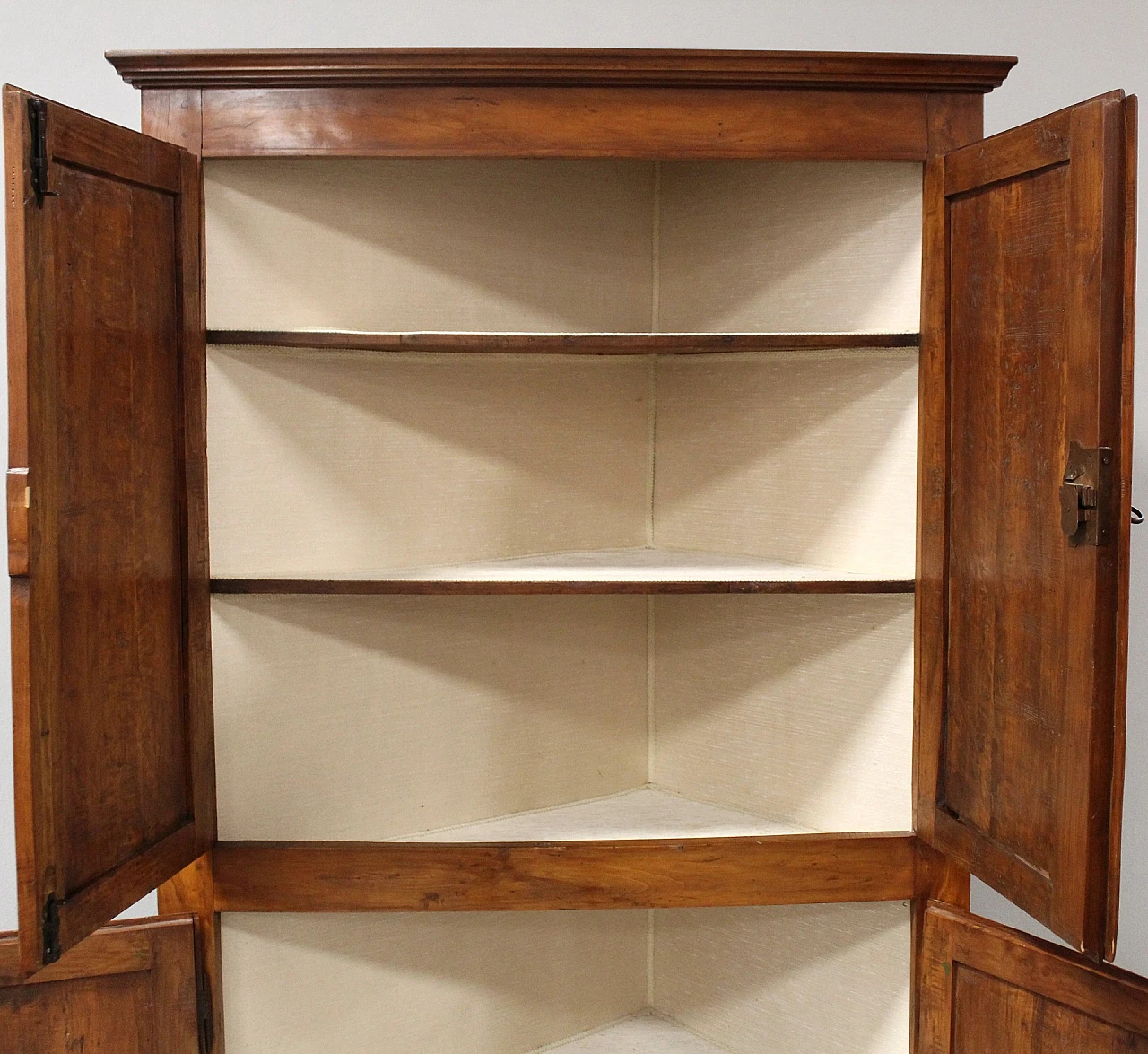 Corner wardrobe in solid cherry wood, 19th century 8