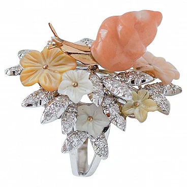 14 kt white gold ring with coral, multicoloured stones and diamonds