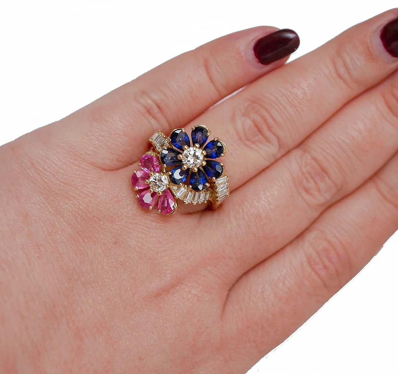 18K yellow gold ring with rubies, sapphires, diamonds, 1970s 6