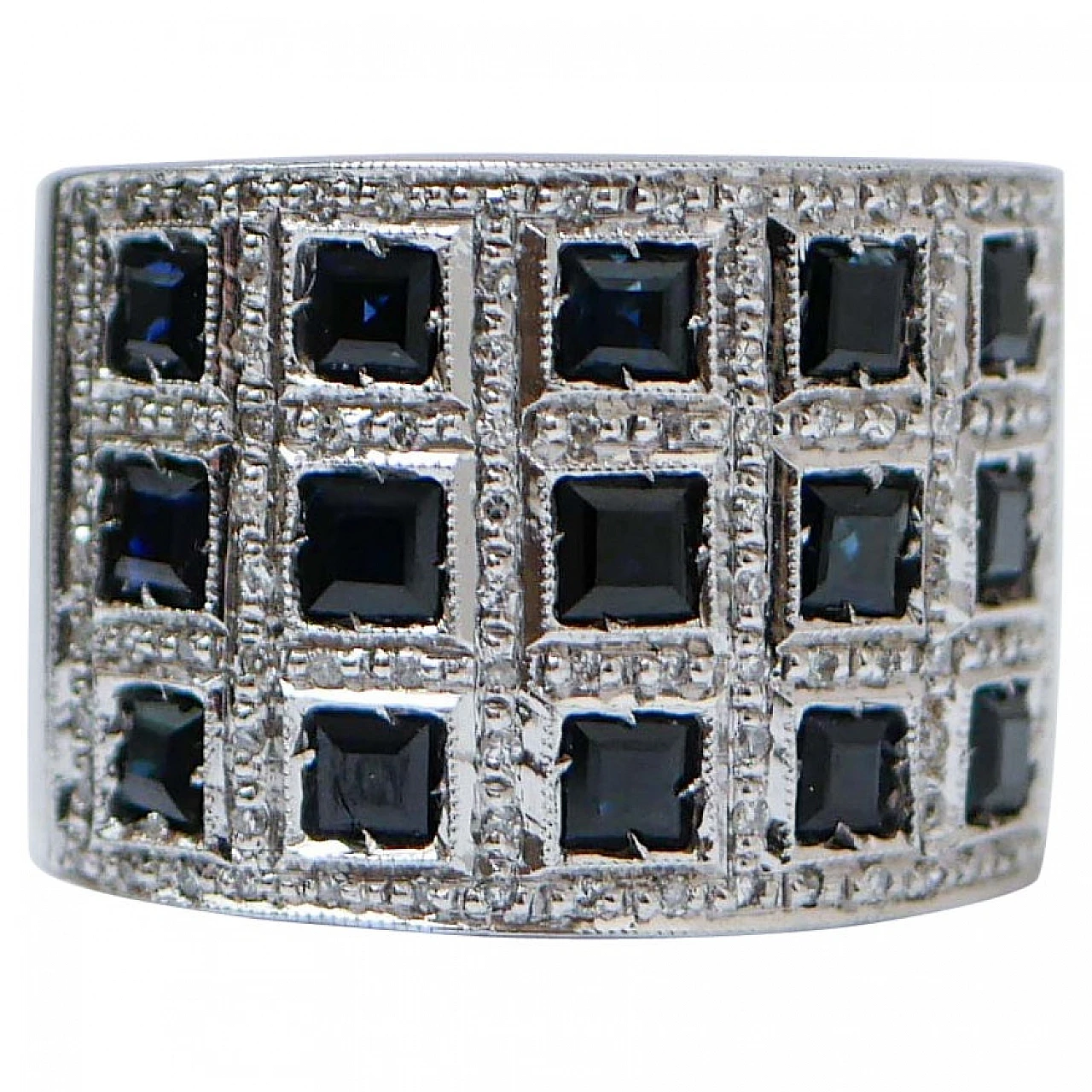 14 kt white gold band ring with sapphires and diamonds, 1970s 1