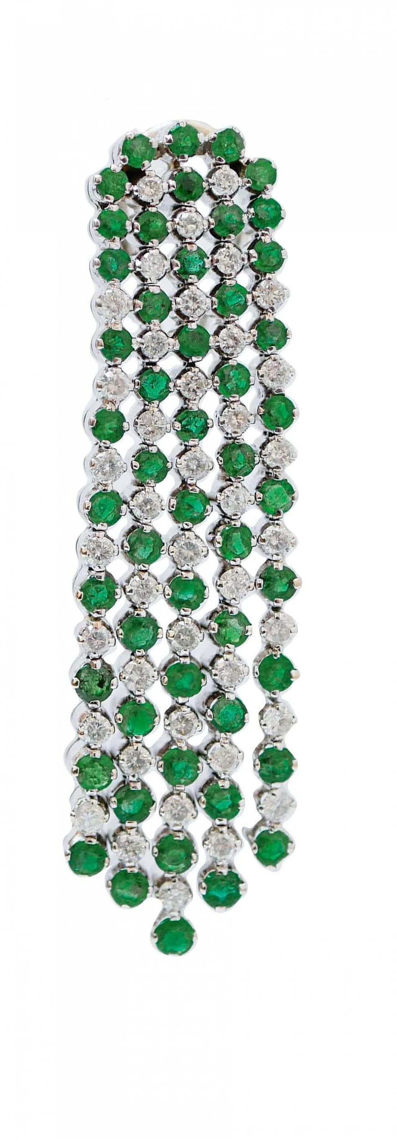 Earrings in 18K white gold, emeralds and diamonds 2