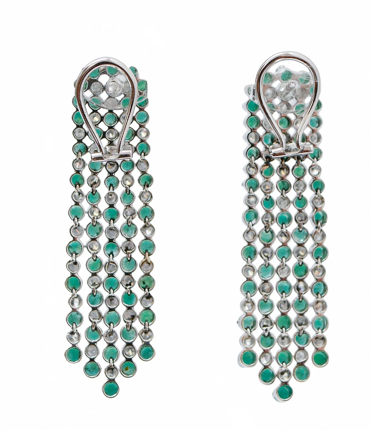 Earrings in 18K white gold, emeralds and diamonds 3