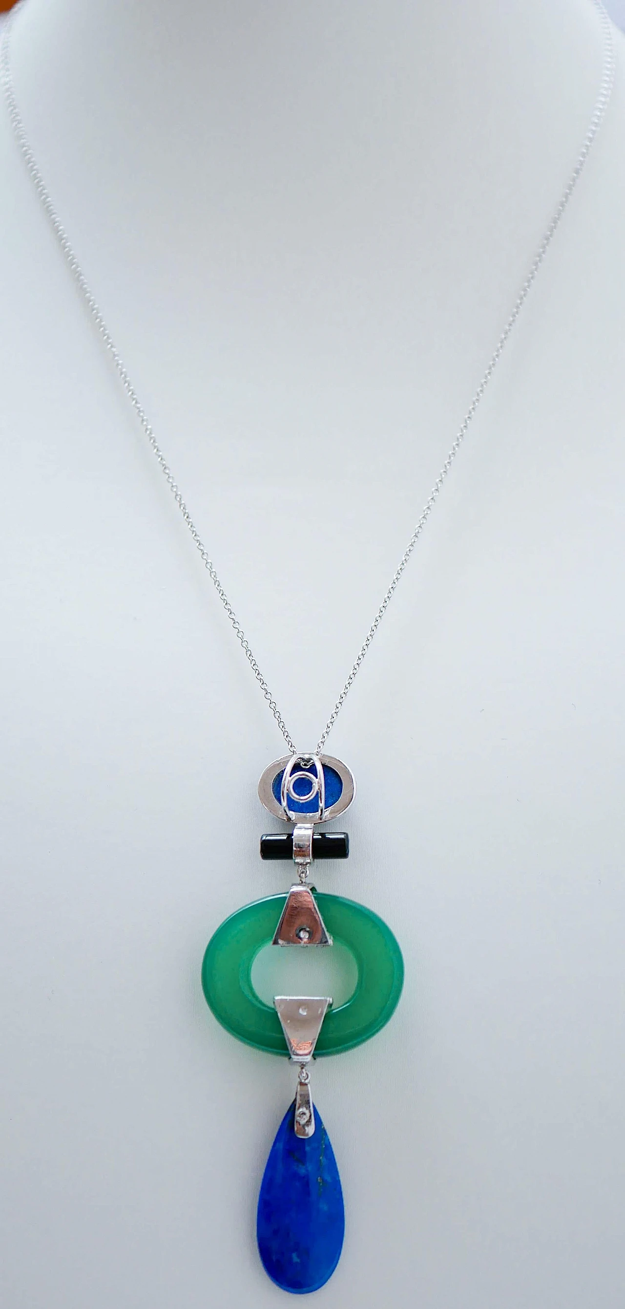 Necklace with green agate, lapis, onyx, diamonds and platinum pendant 4