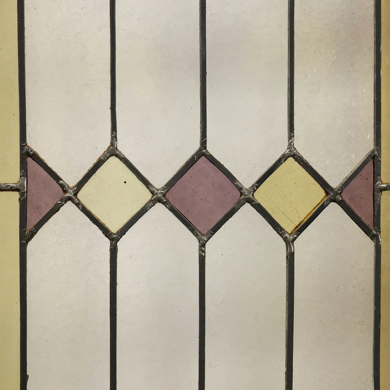 Pair of Art Nouveau stained and leaded glass windows, 19th century 4