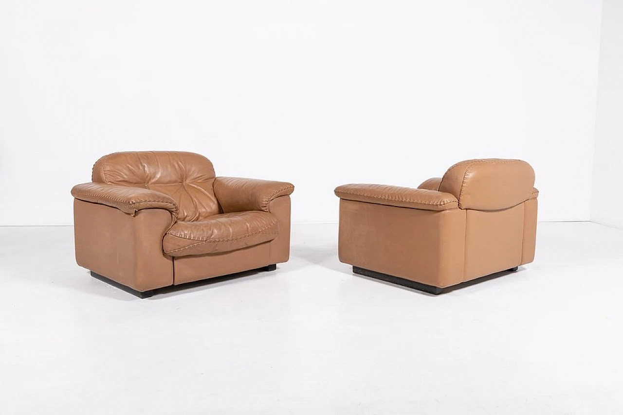 Pair of Ds 101 leather armchairs with pouf by de Sede, 1970s 5