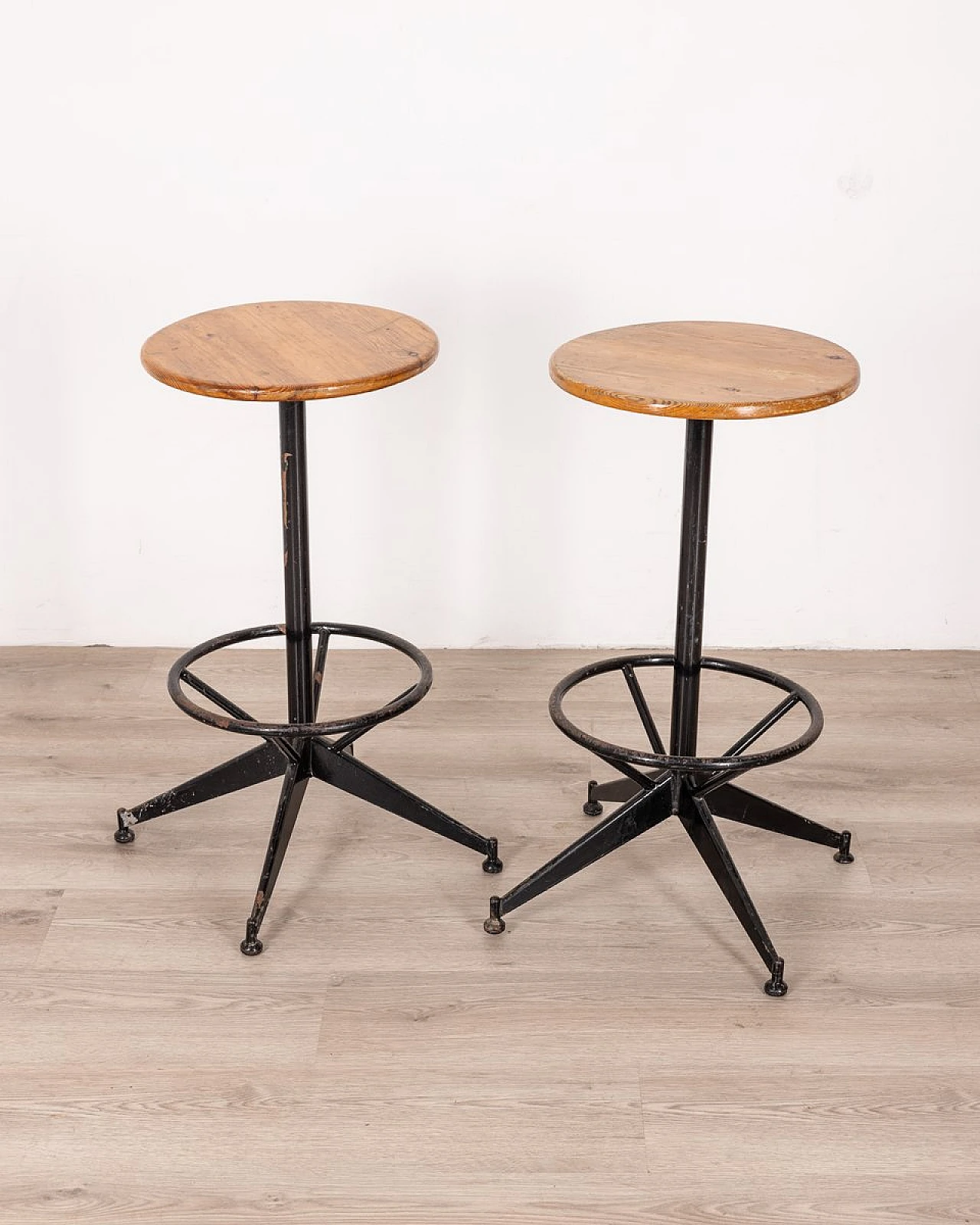 Pair of adjustable stools with wooden seat & metal structure, 1960s 1