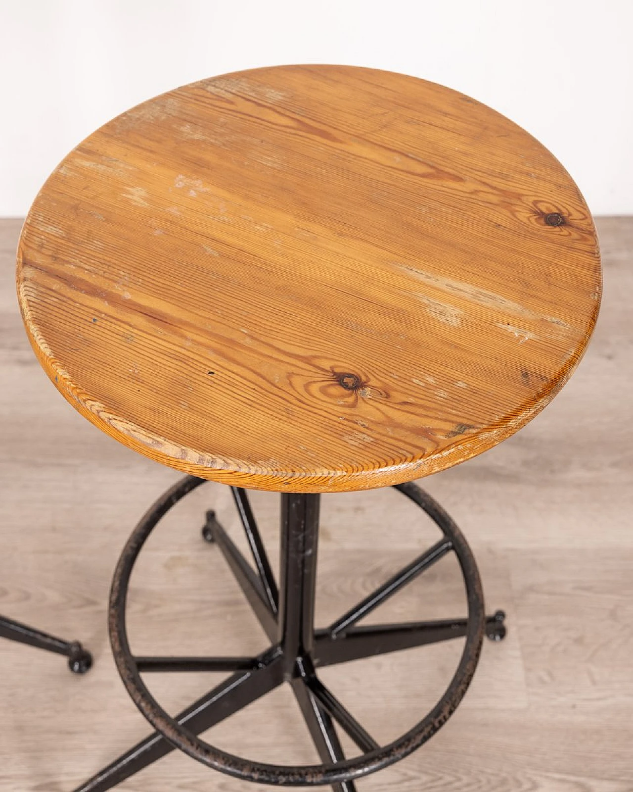 Pair of adjustable stools with wooden seat & metal structure, 1960s 3