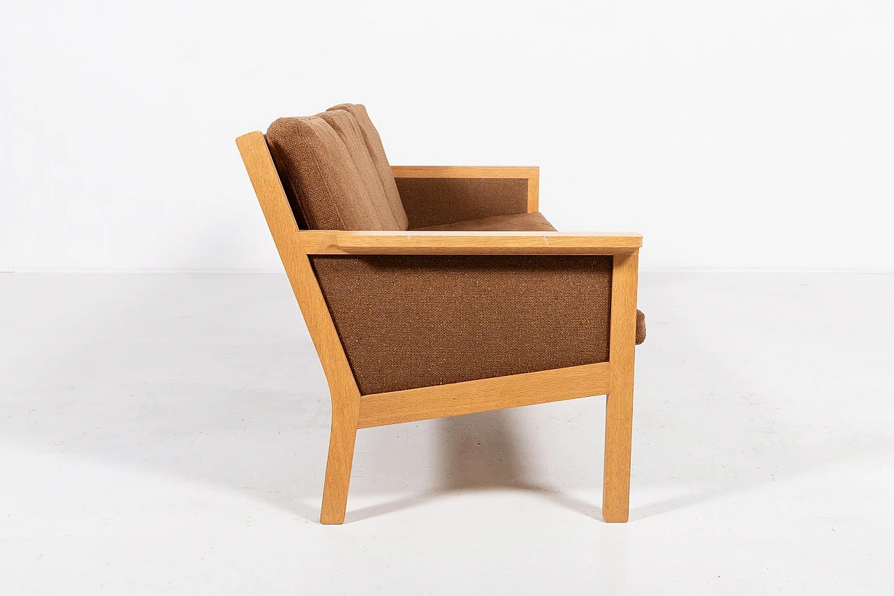 Divano Mid-Century GE55 di Hans Wegner per Getama, anni 2000 4